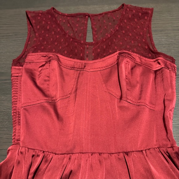 Guess Champagne Red A-Line Silk Sweetheart Dress in Size 2 (Like New) - Picture 4 of 11